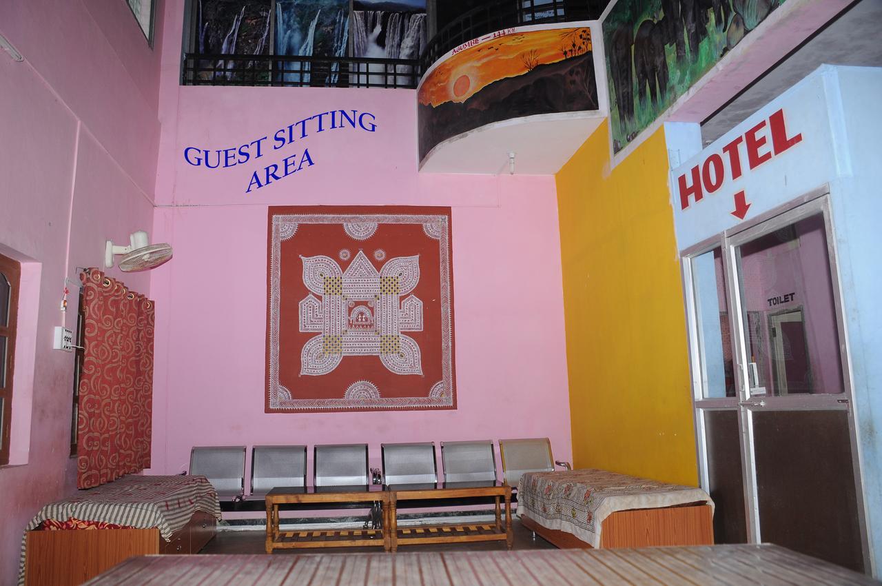 Prakruthi Yatri Nivas Hotel Mavingundi Exterior photo